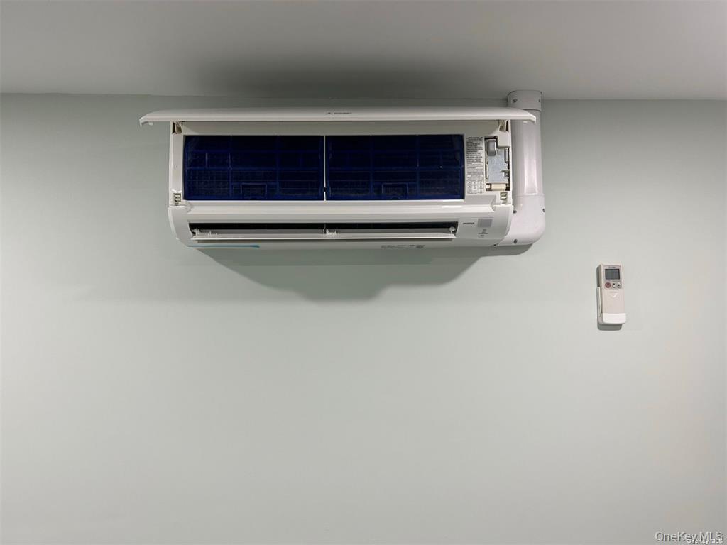 #5 photo, 105 S 32nd Street, Wyandanch , NY 11798