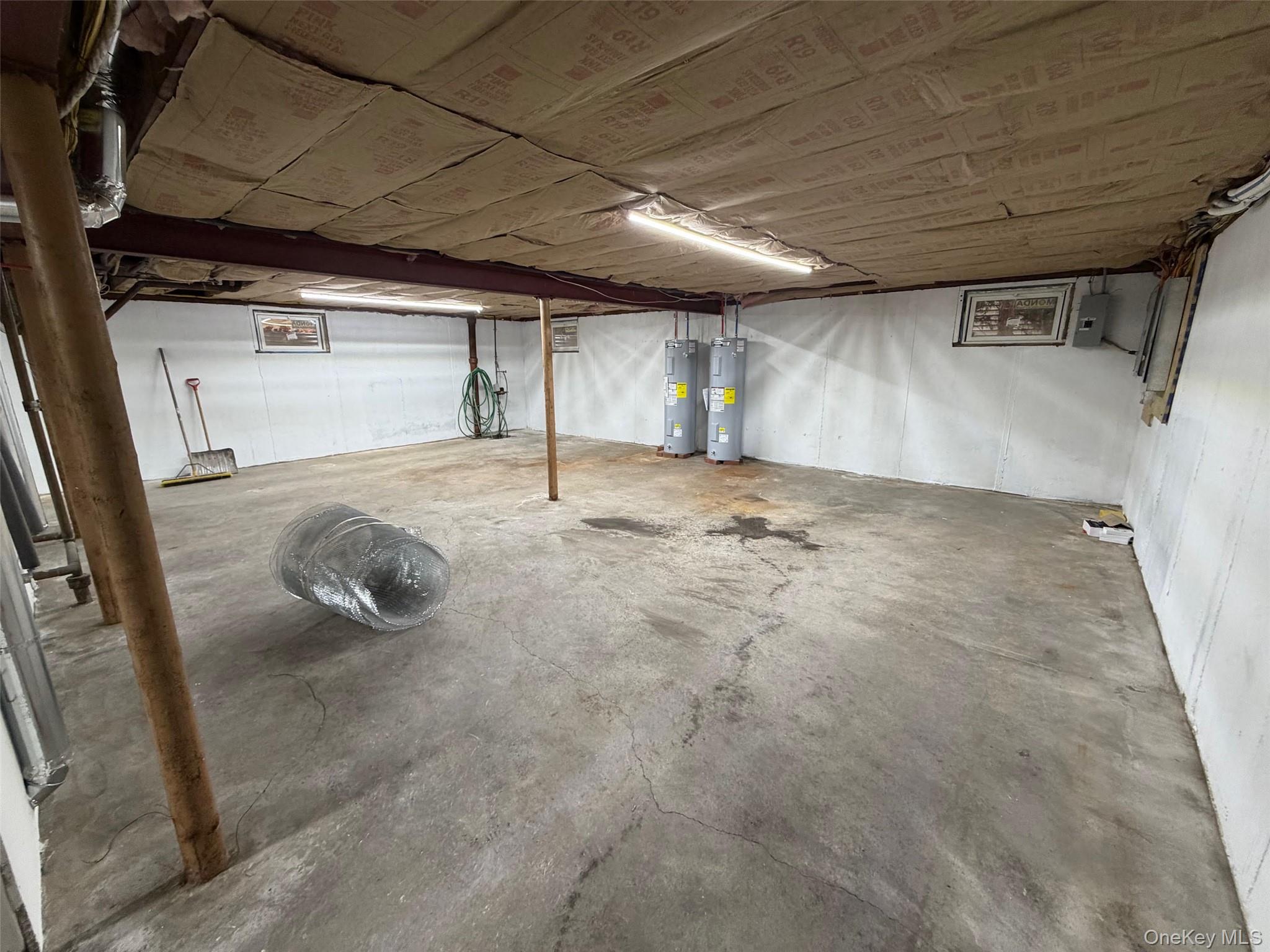 #15 photo, 14 Cornwall Lane, নাসাউ কাউন্টি Port Washington , NY 11050