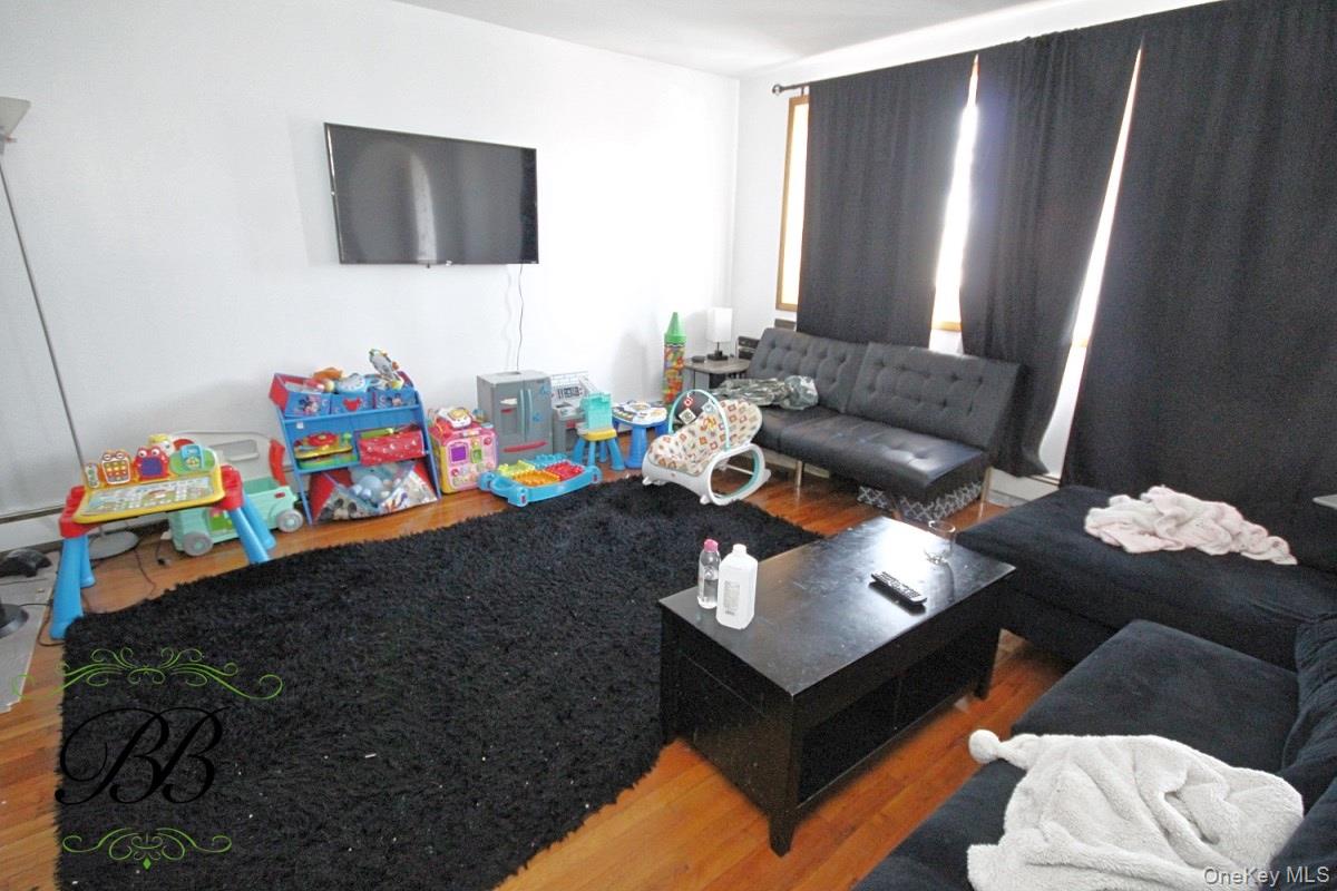 #7 photo, 2078 Bergen Avenue, Brooklyn , NY 11234