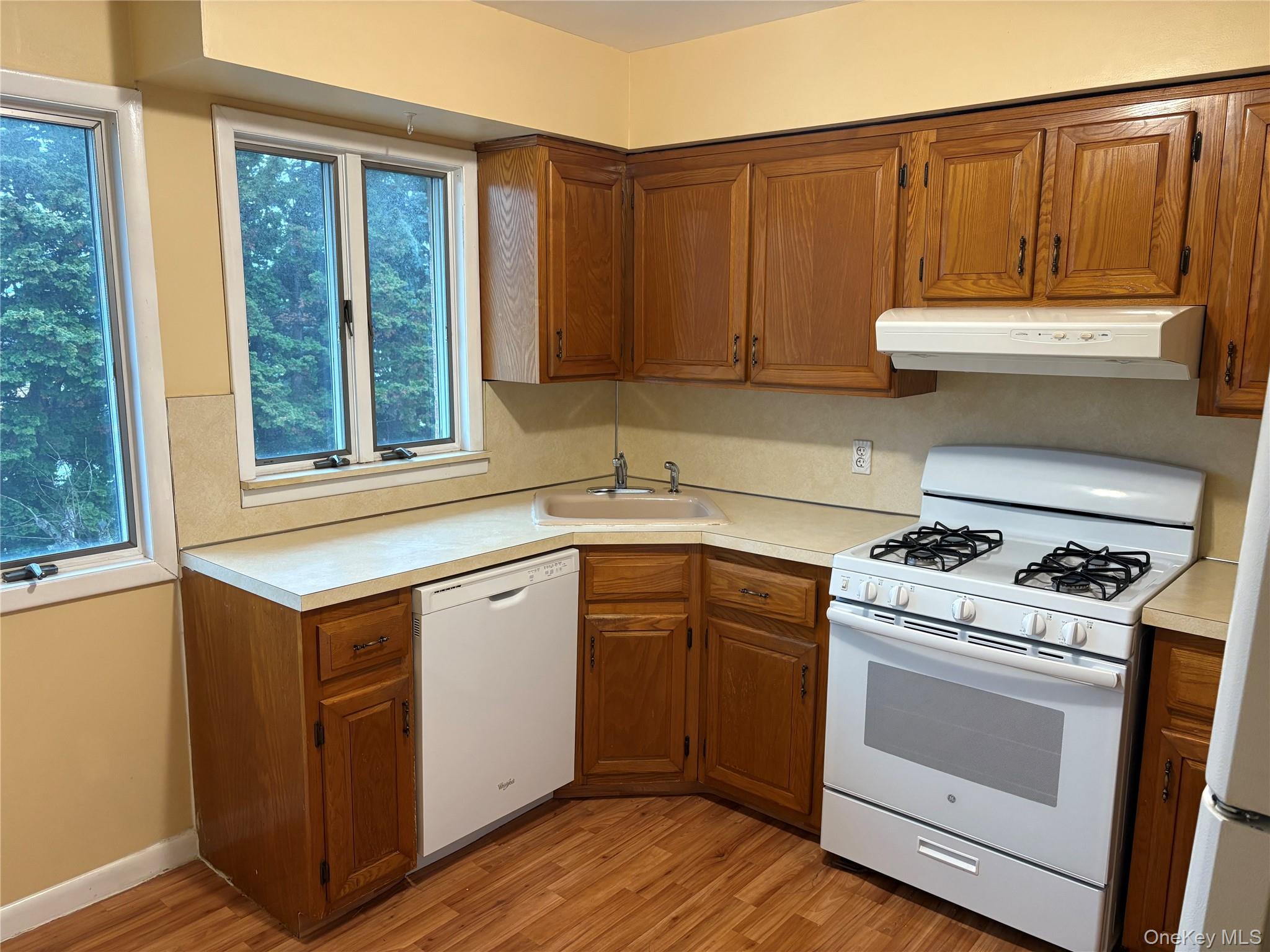 #7 photo, 155-69 99th Street, Howard Beach , NY 11414