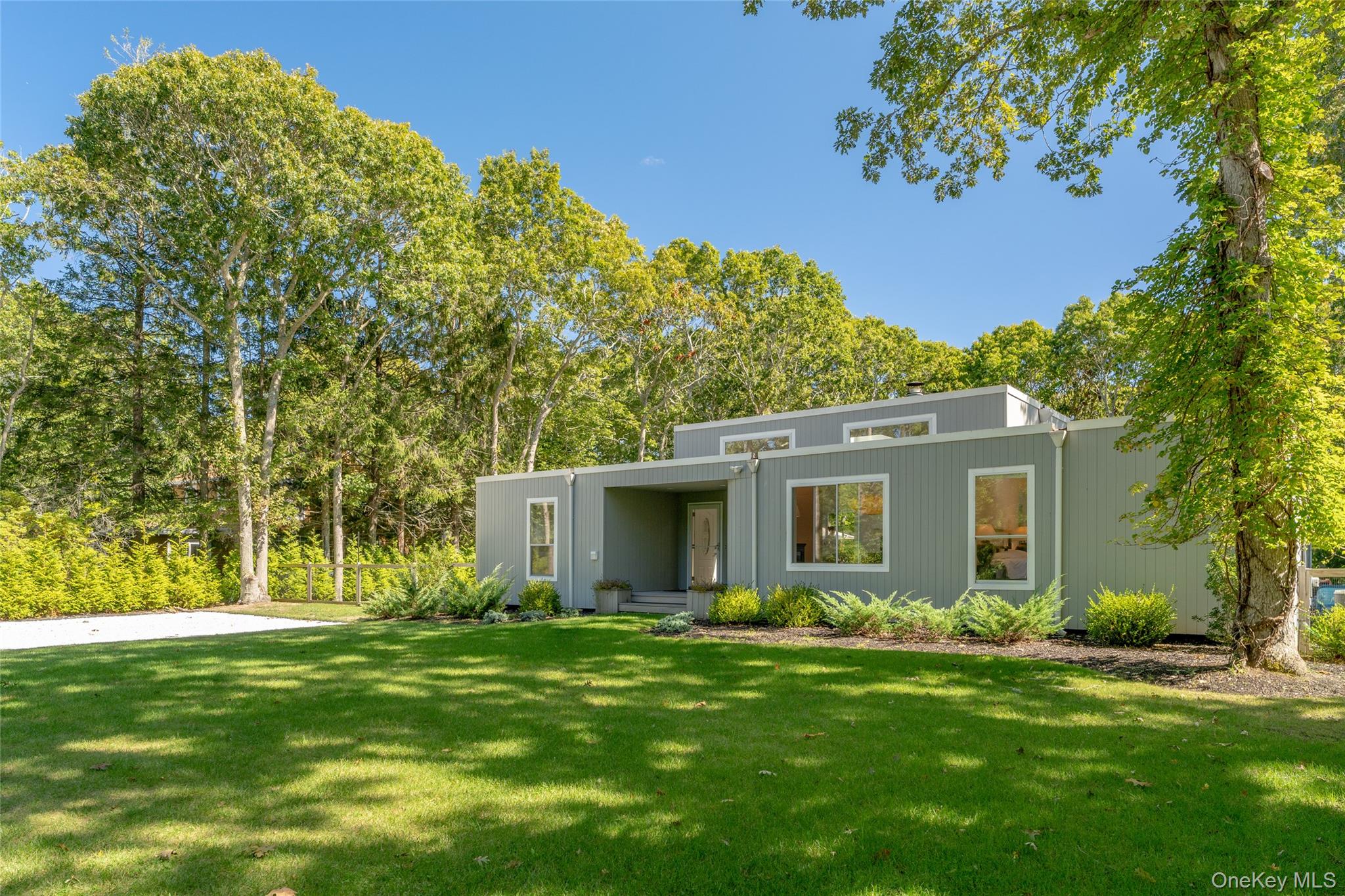 #2 photo, 26 Wintergreen Way, Quogue , NY 11959