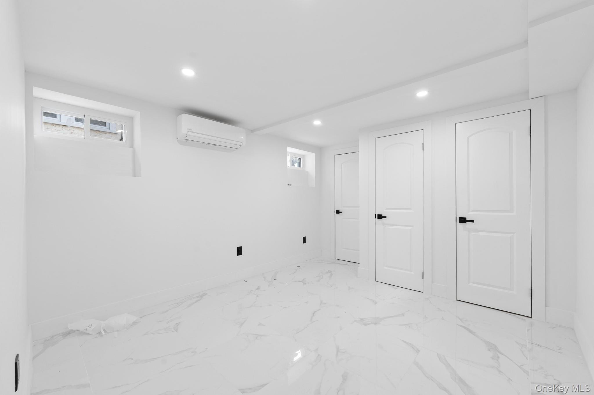 #15 photo, 115-39 202nd Street, Saint Albans , NY 11412