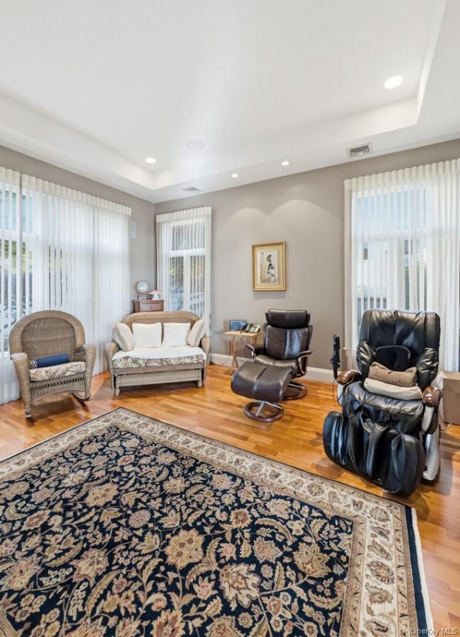 #11 photo, 174 Douglas, Staten Island , NY 10304