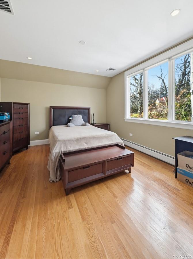 #14 photo, 174 Douglas, Staten Island , NY 10304