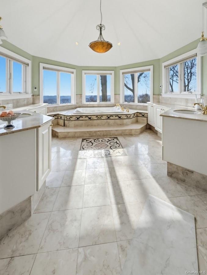 #17 photo, 174 Douglas, Staten Island , NY 10304