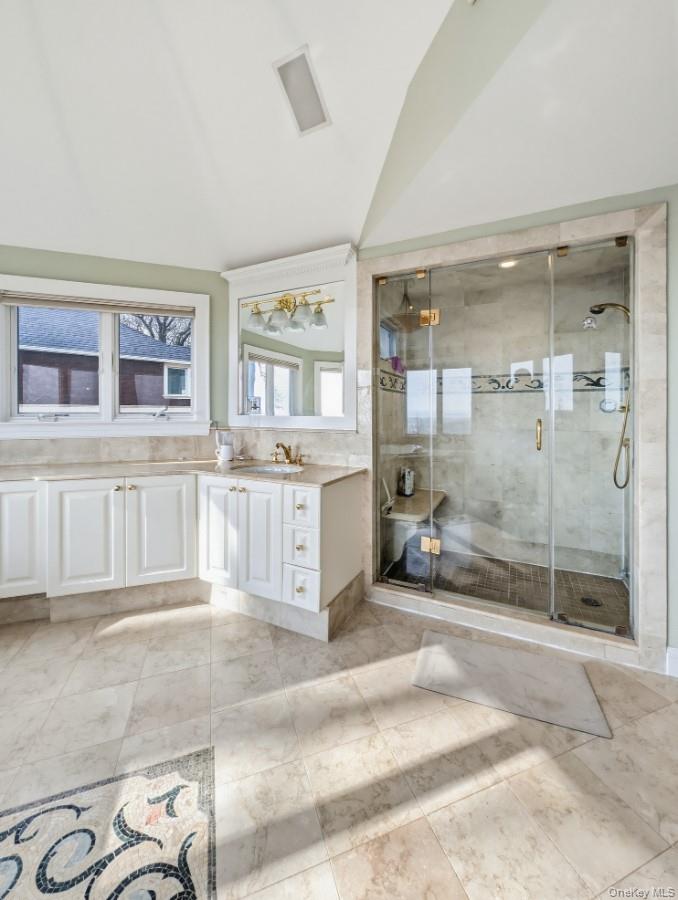 #18 photo, 174 Douglas, Staten Island , NY 10304