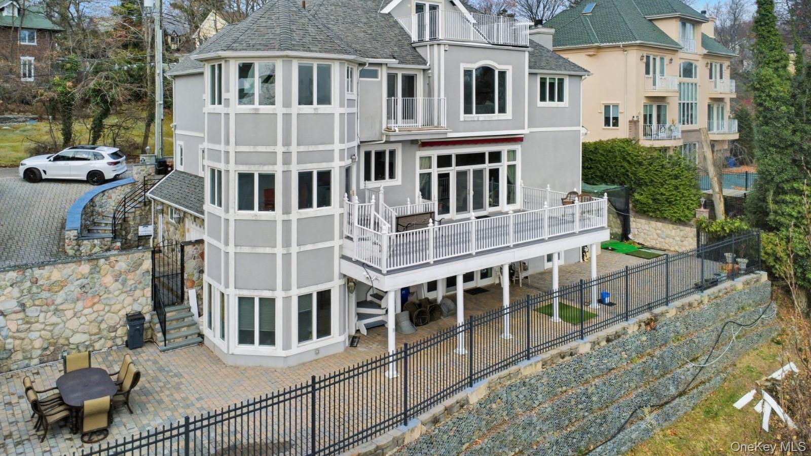 #8 photo, 174 Douglas, Staten Island , NY 10304