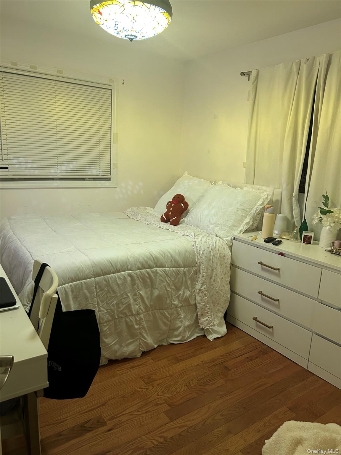 #10 photo, 663 E Broadway, Long Beach , NY 11561