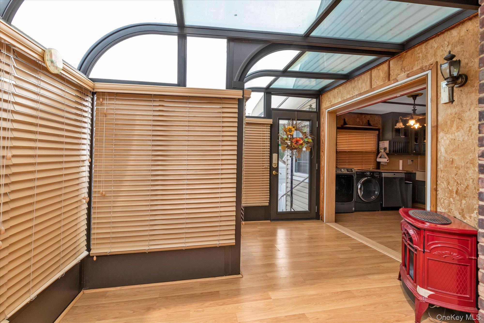 #8 photo, 1006 N 7th Street, New Hyde Park , NY 11040