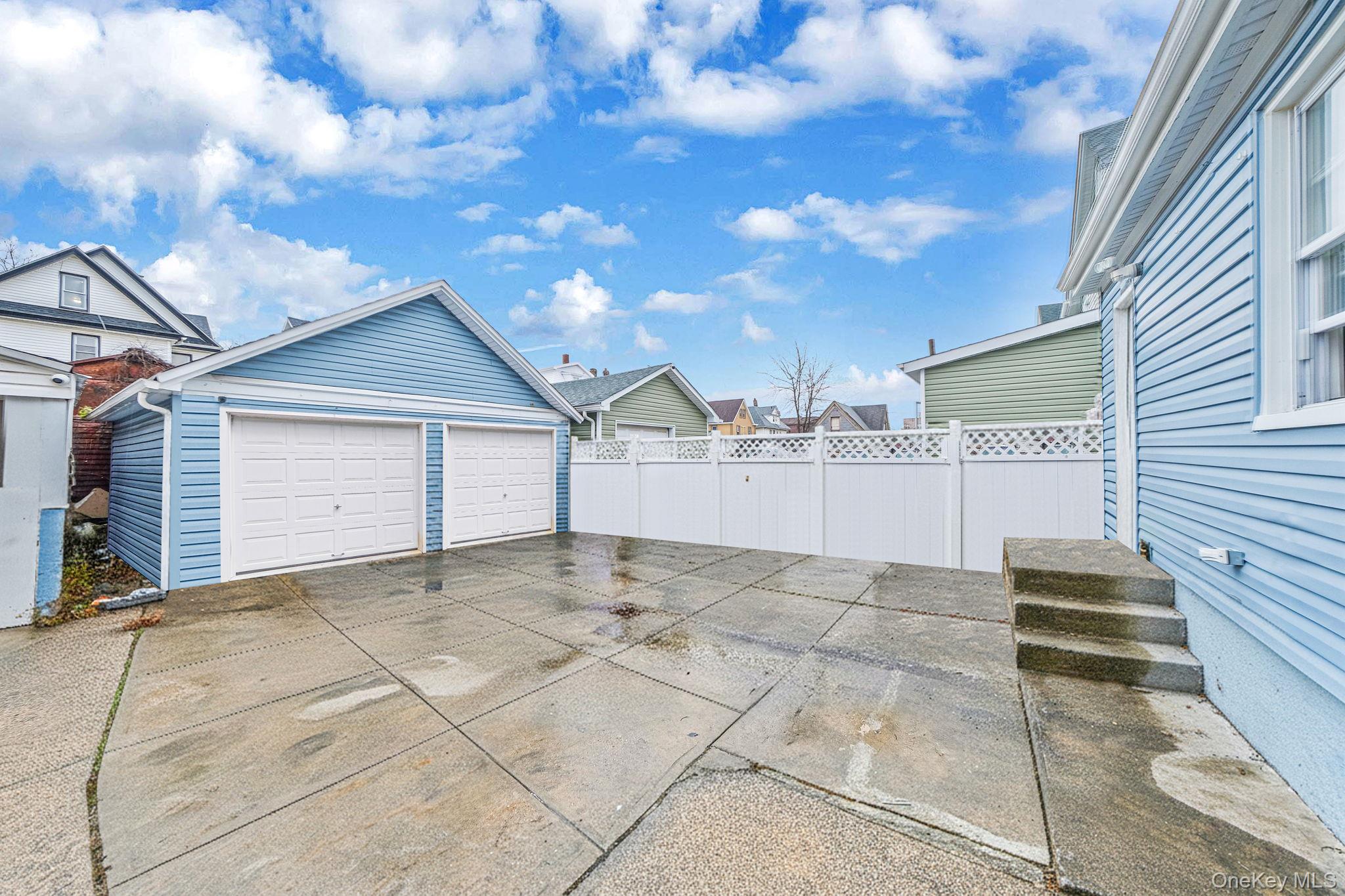 #3 photo, 10119 Lefferts Boulevard, Richmond Hill , NY 11419