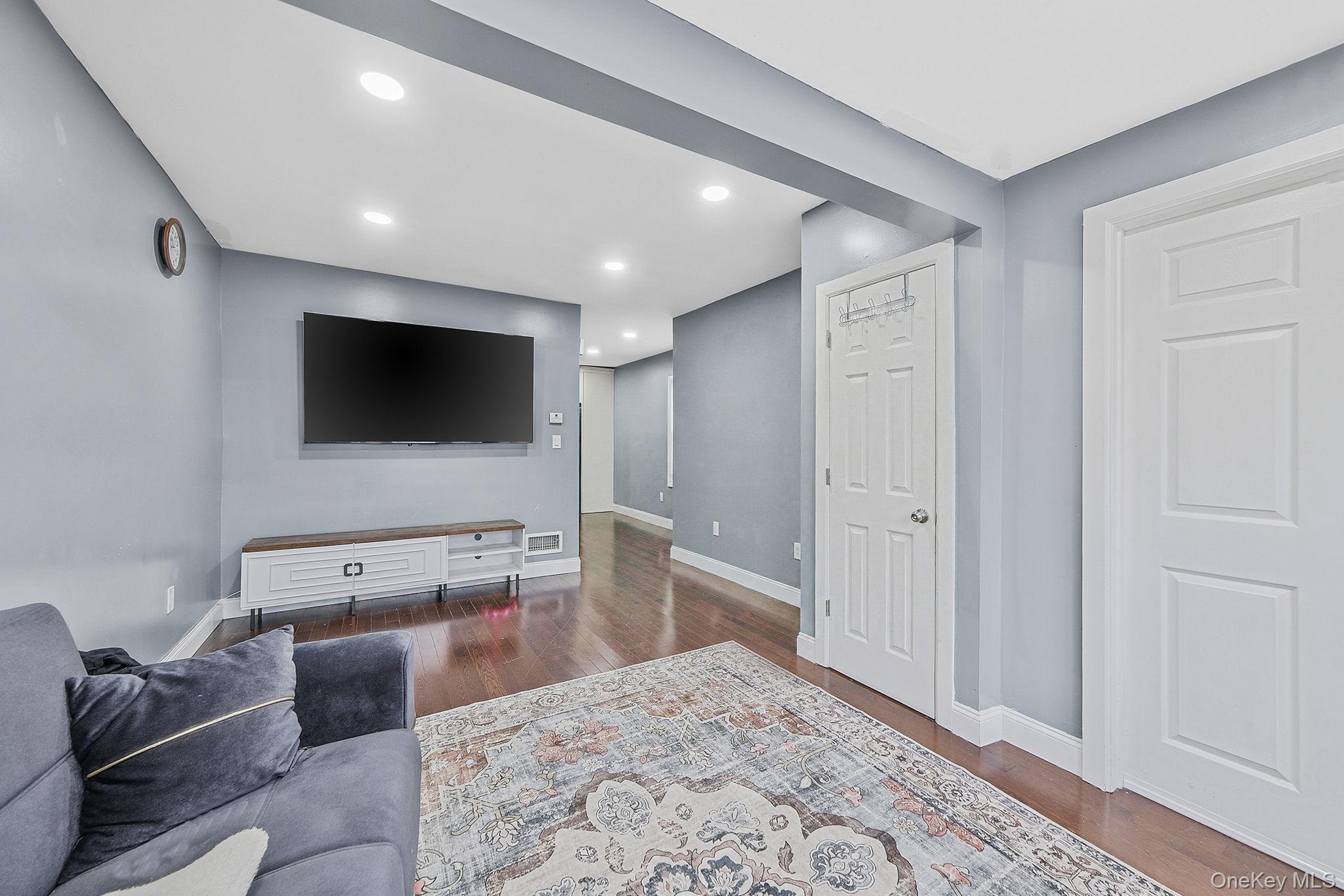 #6 photo, 10119 Lefferts Boulevard, Richmond Hill , NY 11419