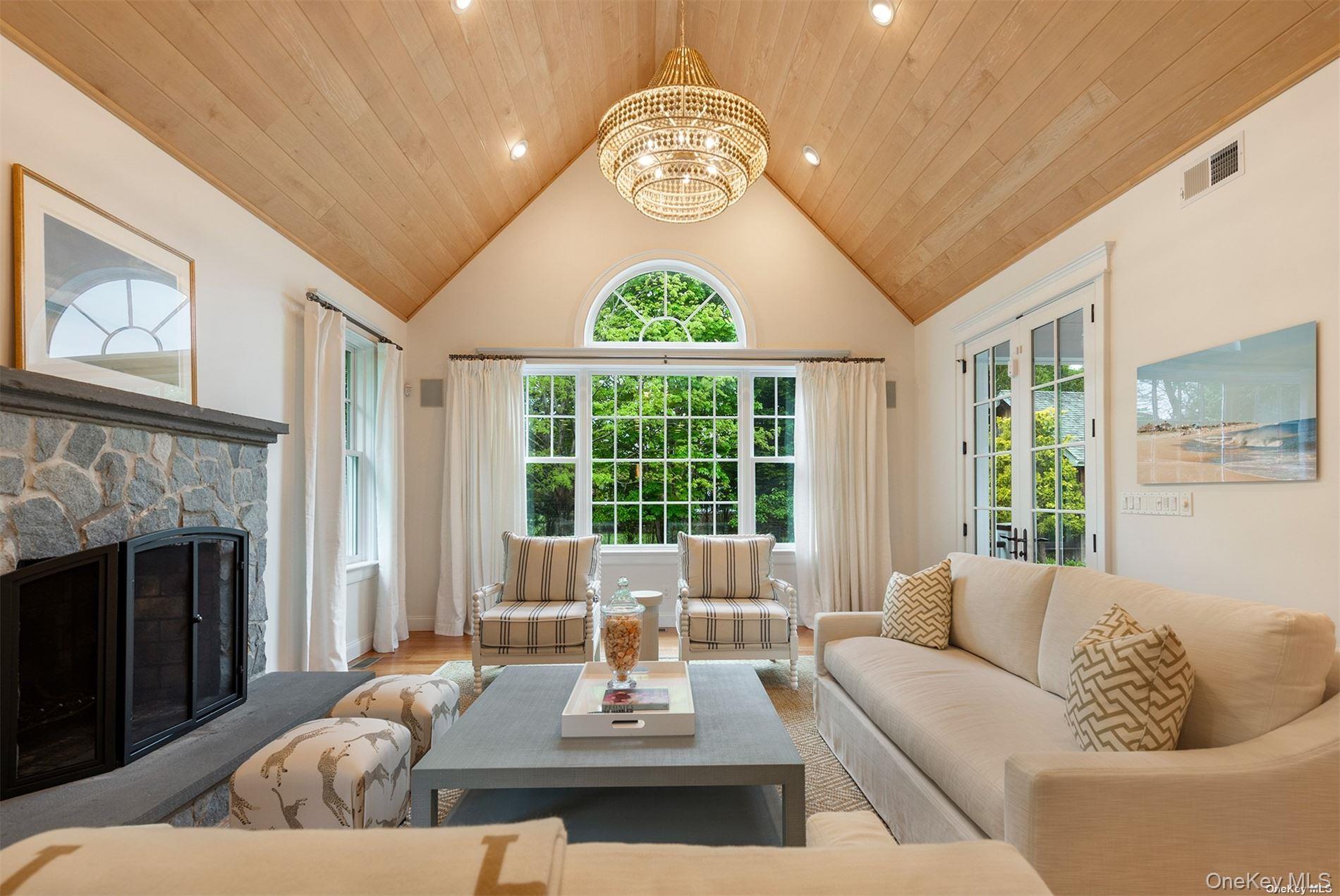 #13 photo, 5 Anthony Lane, Quogue , NY 11959