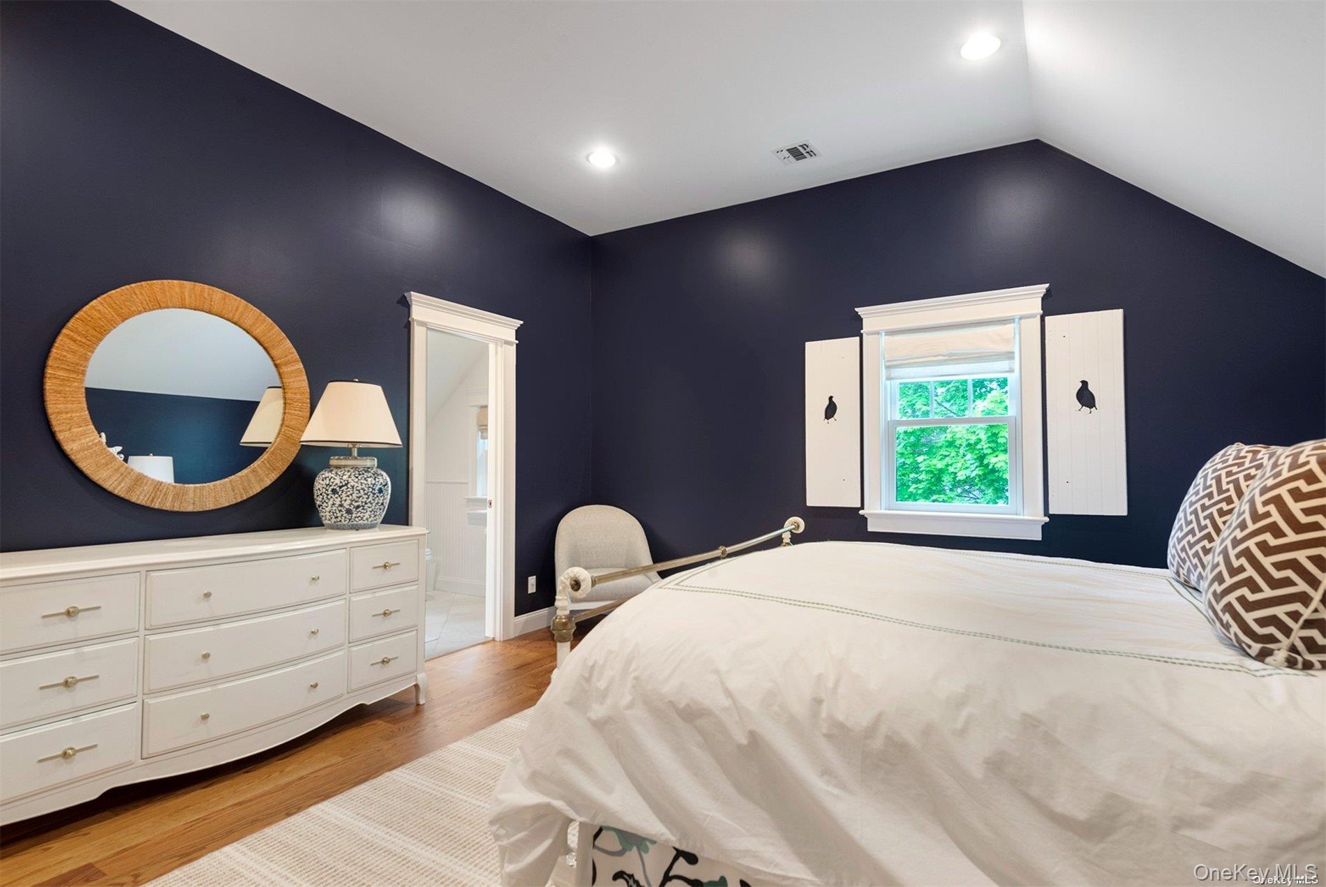 #20 photo, 5 Anthony Lane, Quogue , NY 11959