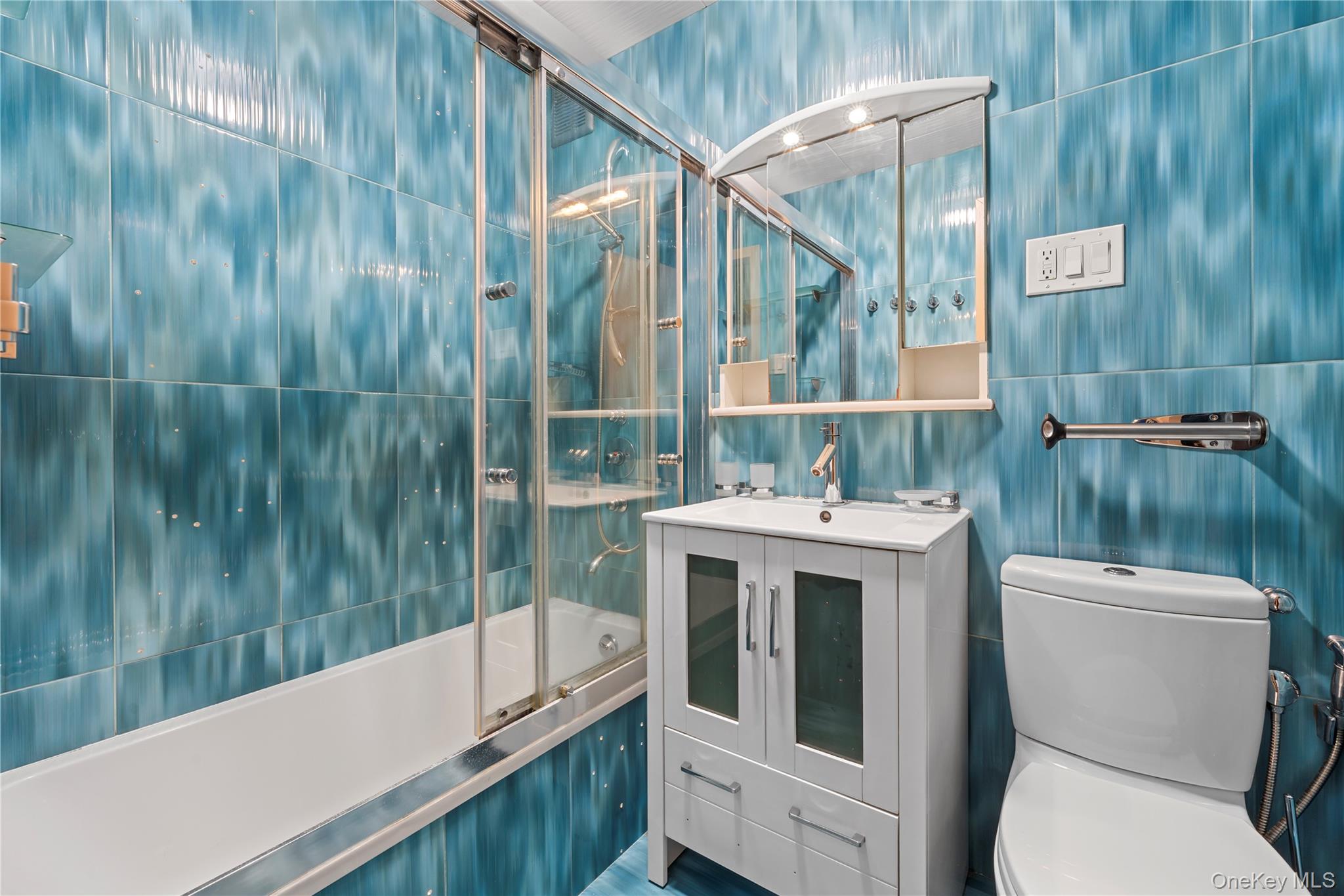 #12 photo, 102-10 66th Road, Forest Hills , NY 11375