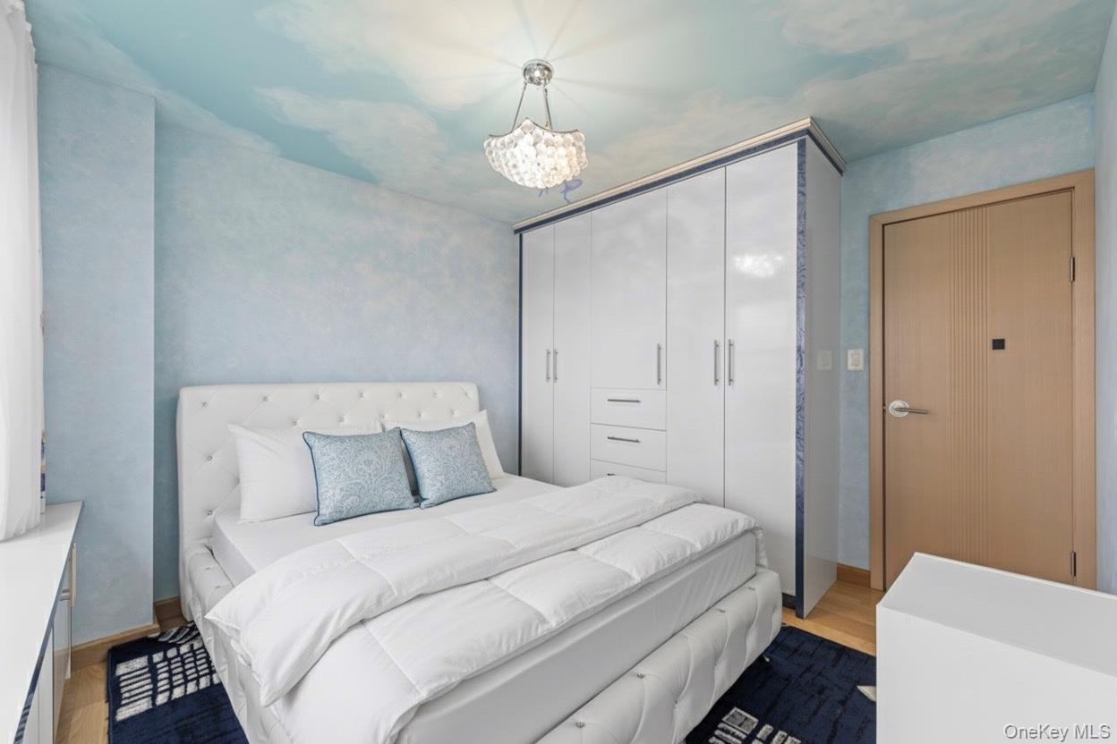 #8 photo, 102-10 66th Road, Forest Hills , NY 11375