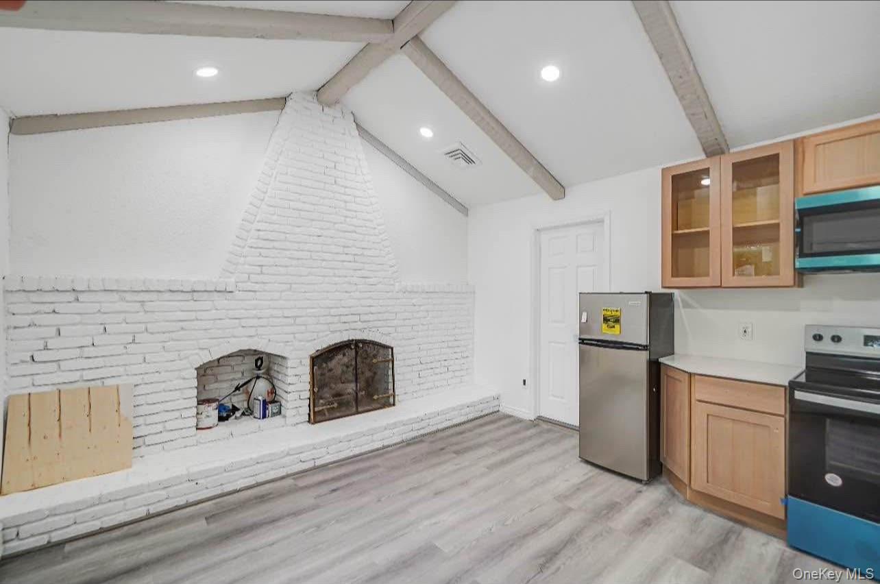 #3 photo, 3 William Street, Coram , NY 11727