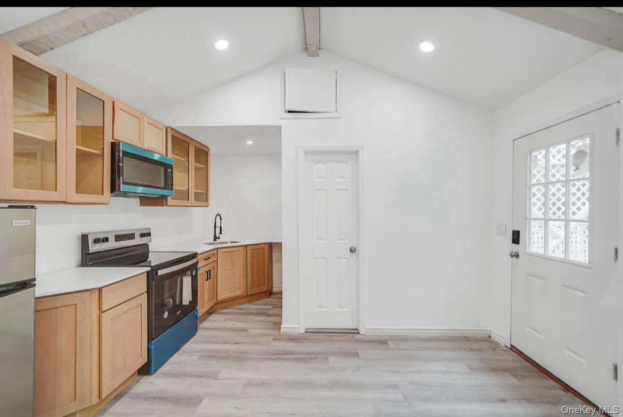 #5 photo, 3 William Street, Coram , NY 11727