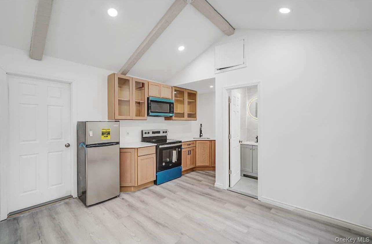 #6 photo, 3 William Street, Coram , NY 11727