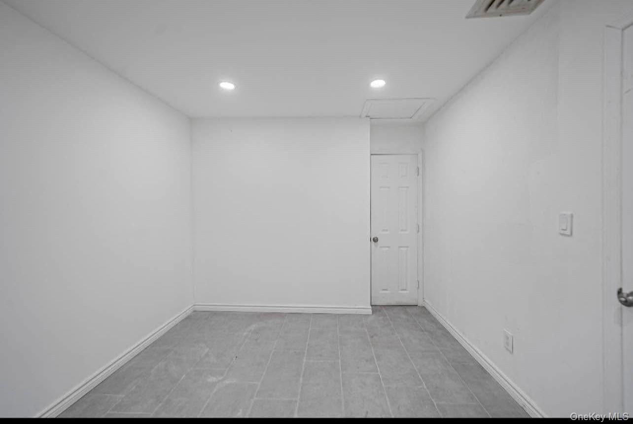 #7 photo, 3 William Street, Coram , NY 11727