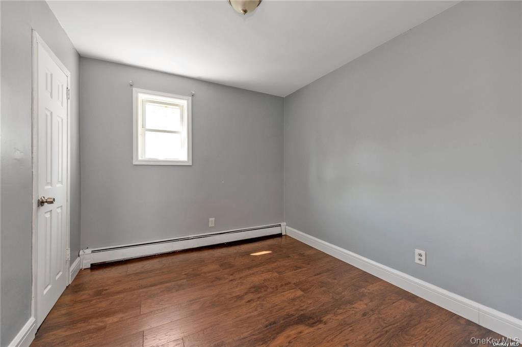 #8 photo, 59 Kernochan Avenue, Hempstead , NY 11550