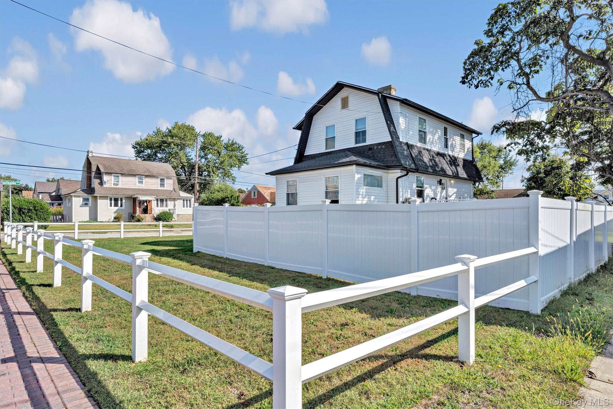 #11 photo, 159 Southside Avenue, מחוז נסאו Freeport , NY 11520