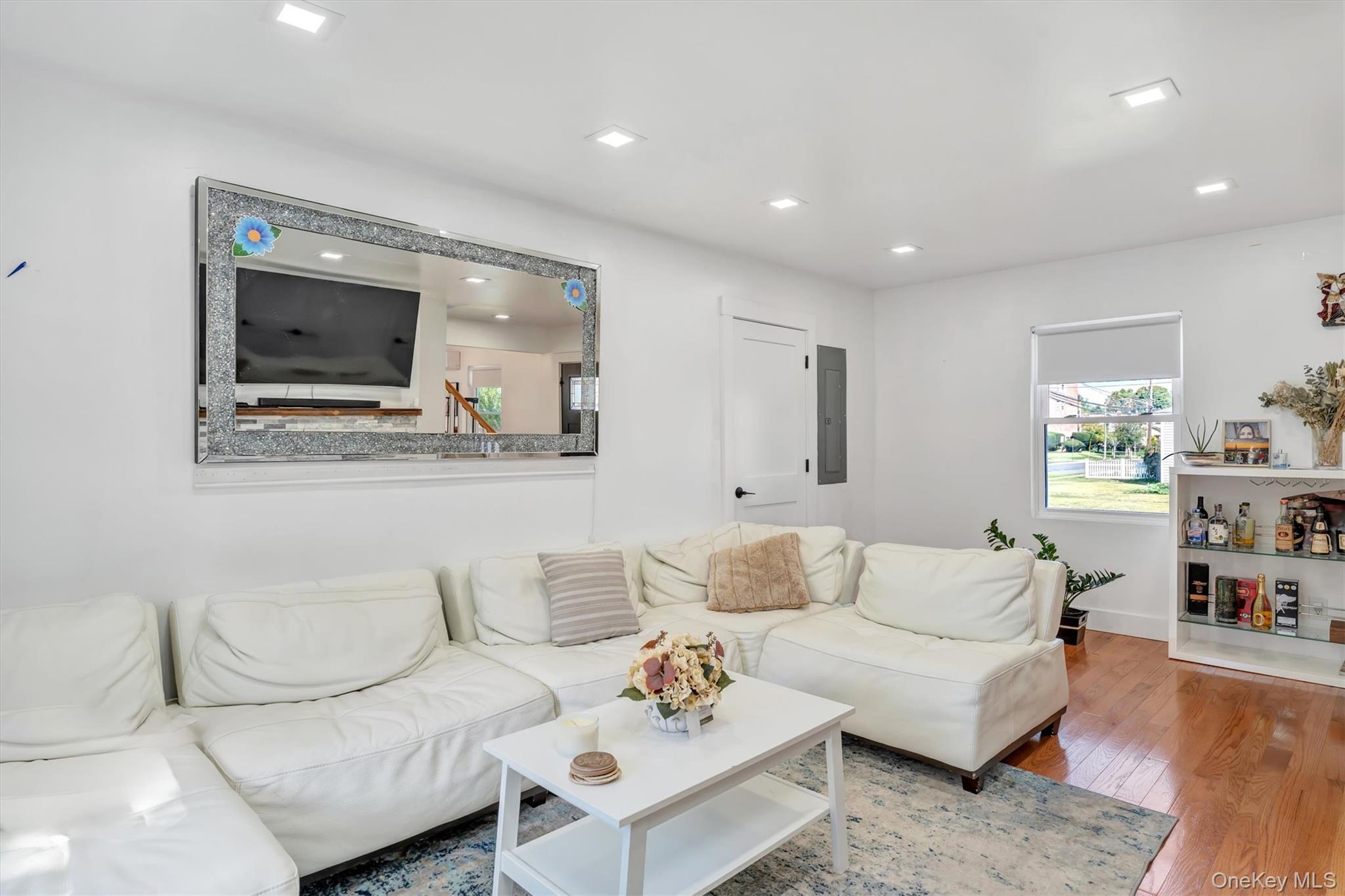 #16 photo, 159 Southside Avenue, מחוז נסאו Freeport , NY 11520