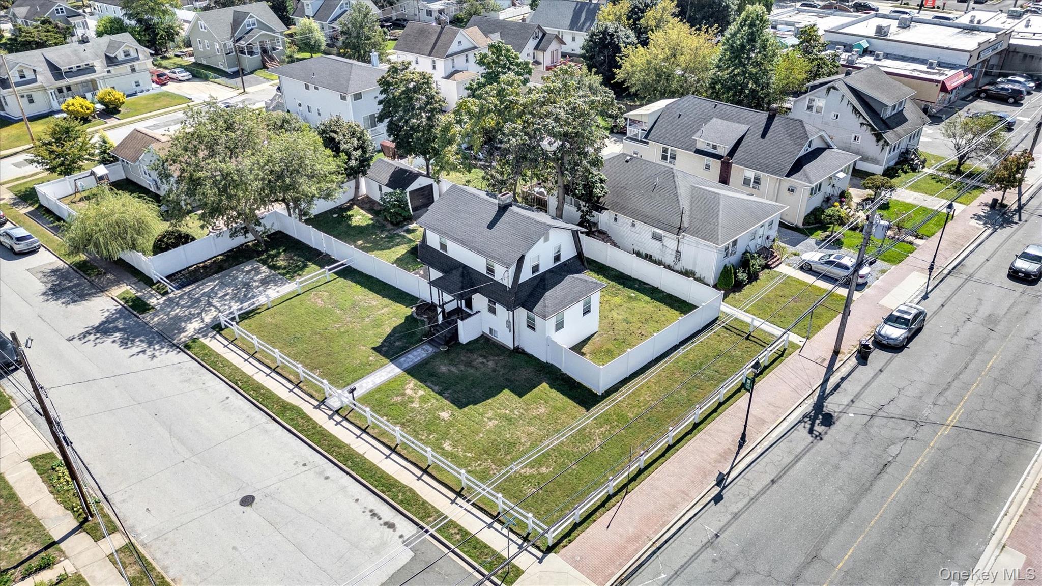 #4 photo, 159 Southside Avenue, מחוז נסאו Freeport , NY 11520