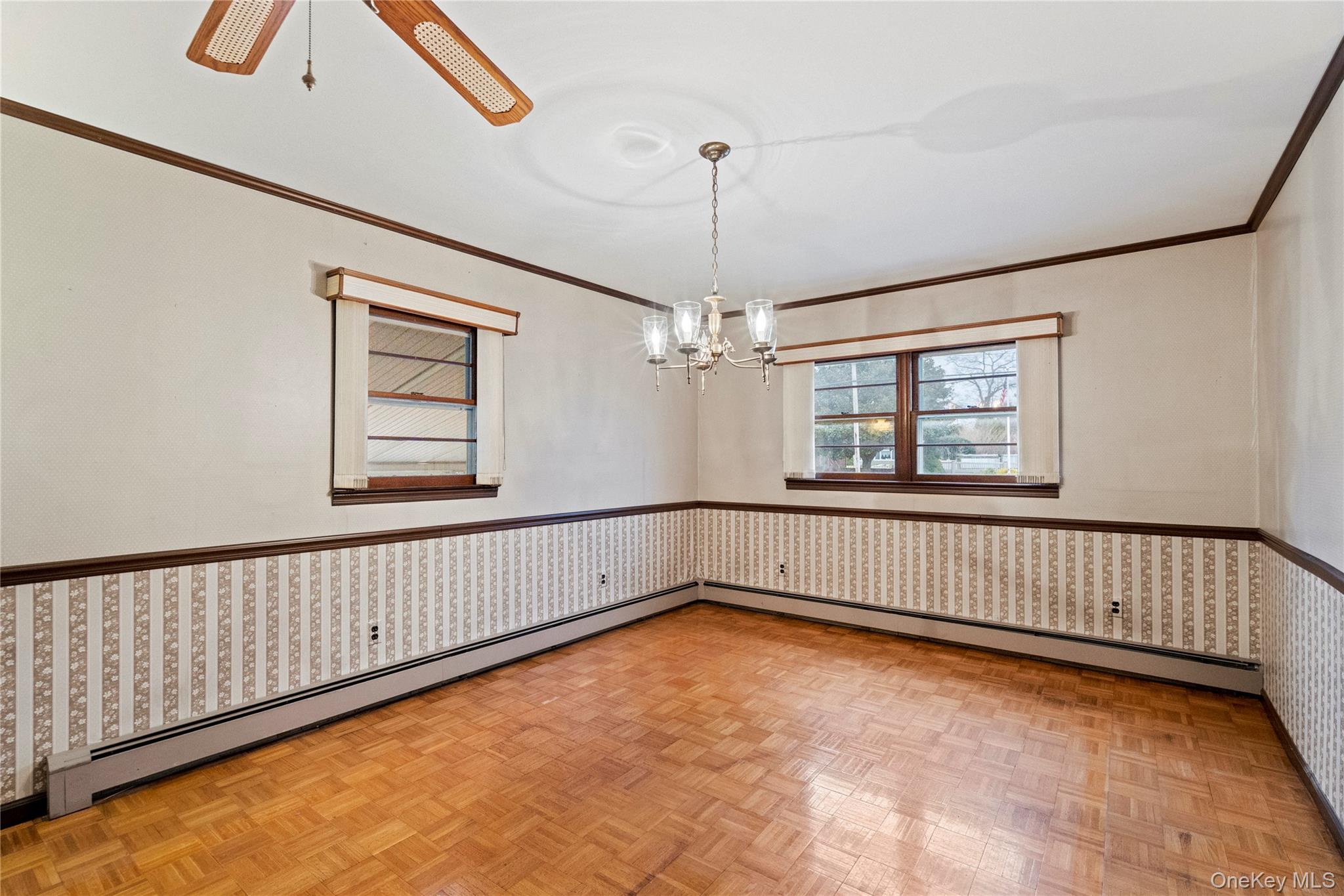 #10 photo, 149 Byrd Streets, Lindenhurst , NY 11757