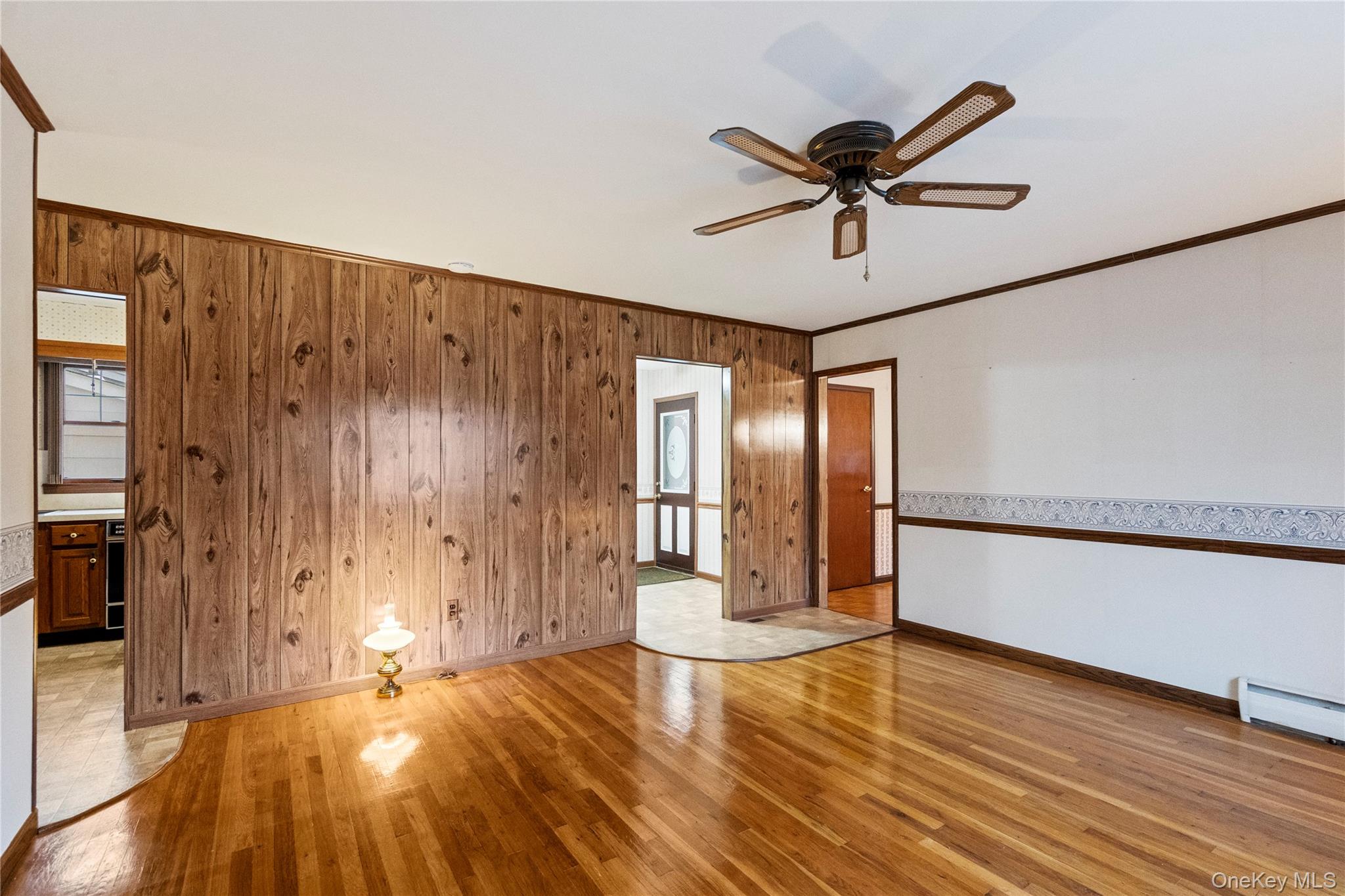 #14 photo, 149 Byrd Streets, Lindenhurst , NY 11757