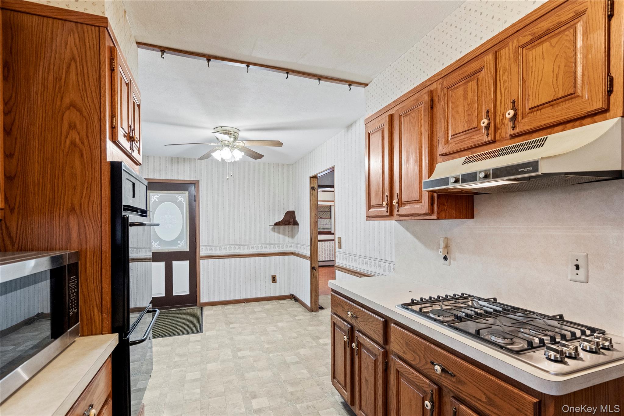 #18 photo, 149 Byrd Streets, Lindenhurst , NY 11757