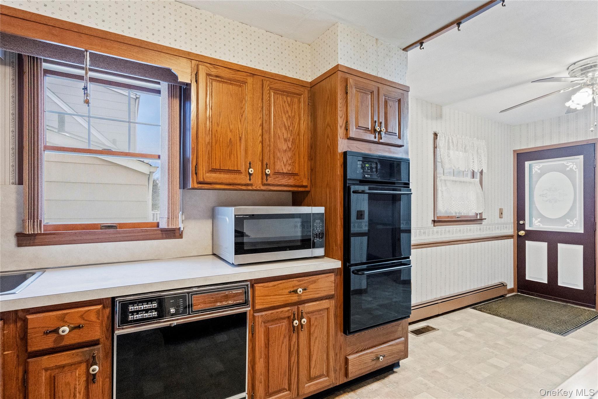 #19 photo, 149 Byrd Streets, Lindenhurst , NY 11757