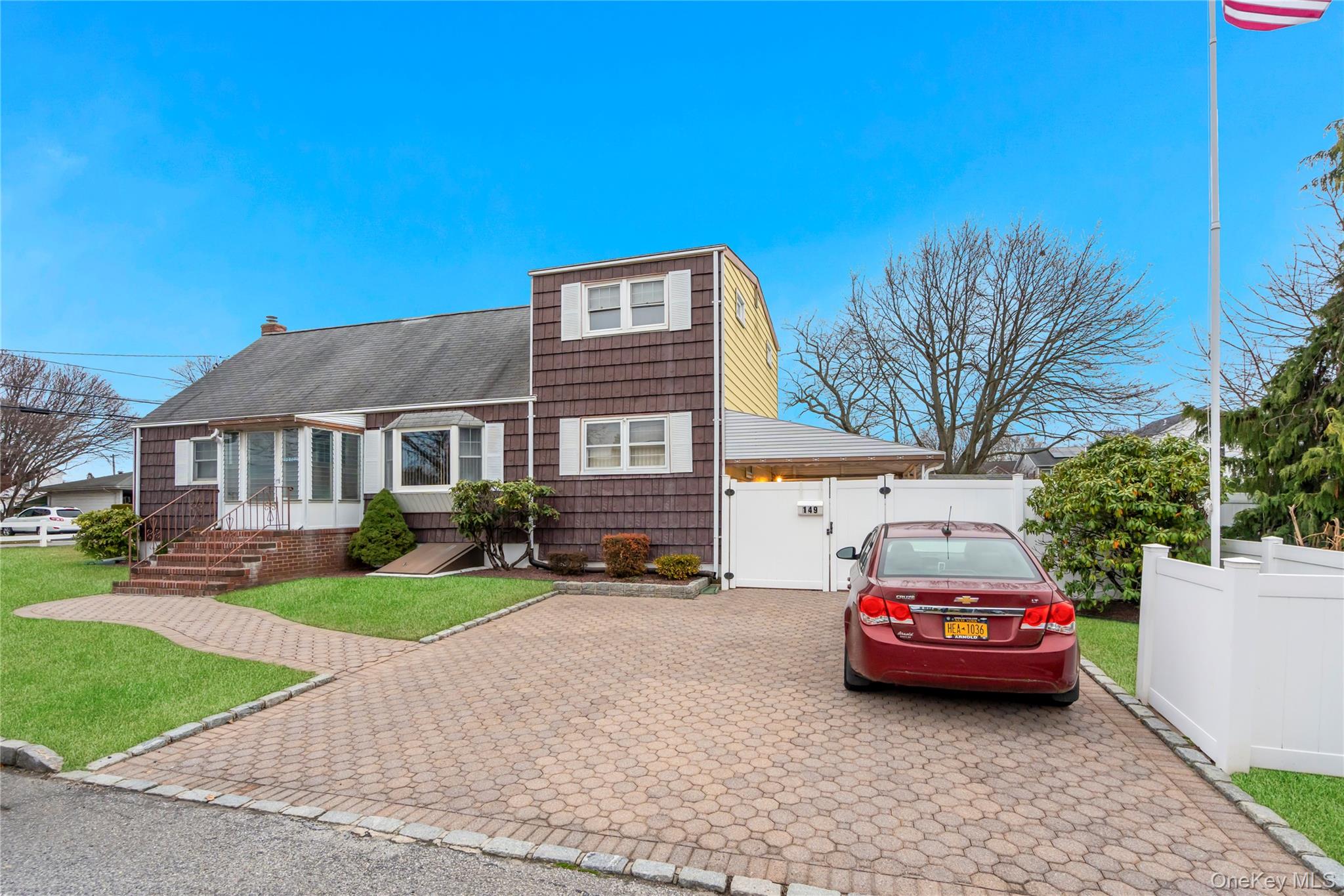 #6 photo, 149 Byrd Streets, Lindenhurst , NY 11757