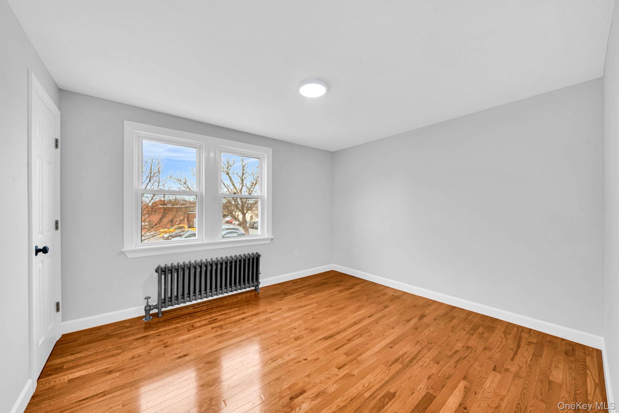 #10 photo, 129 Sheridan Avenue, 長島 Williston Park , NY 11596