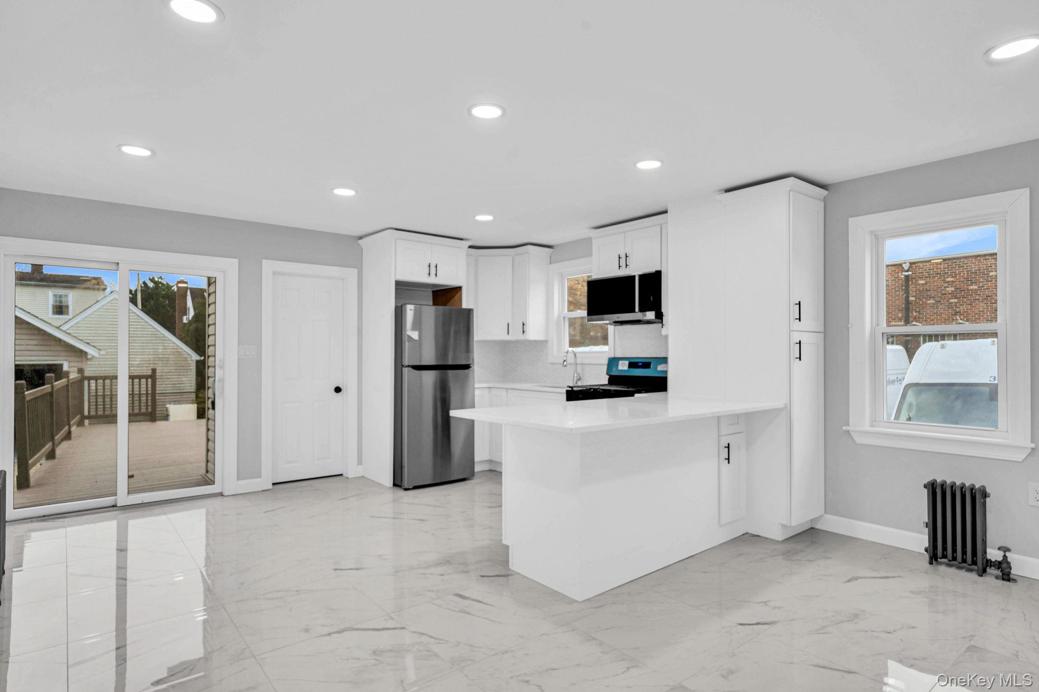 #19 photo, 129 Sheridan Avenue, 長島 Williston Park , NY 11596