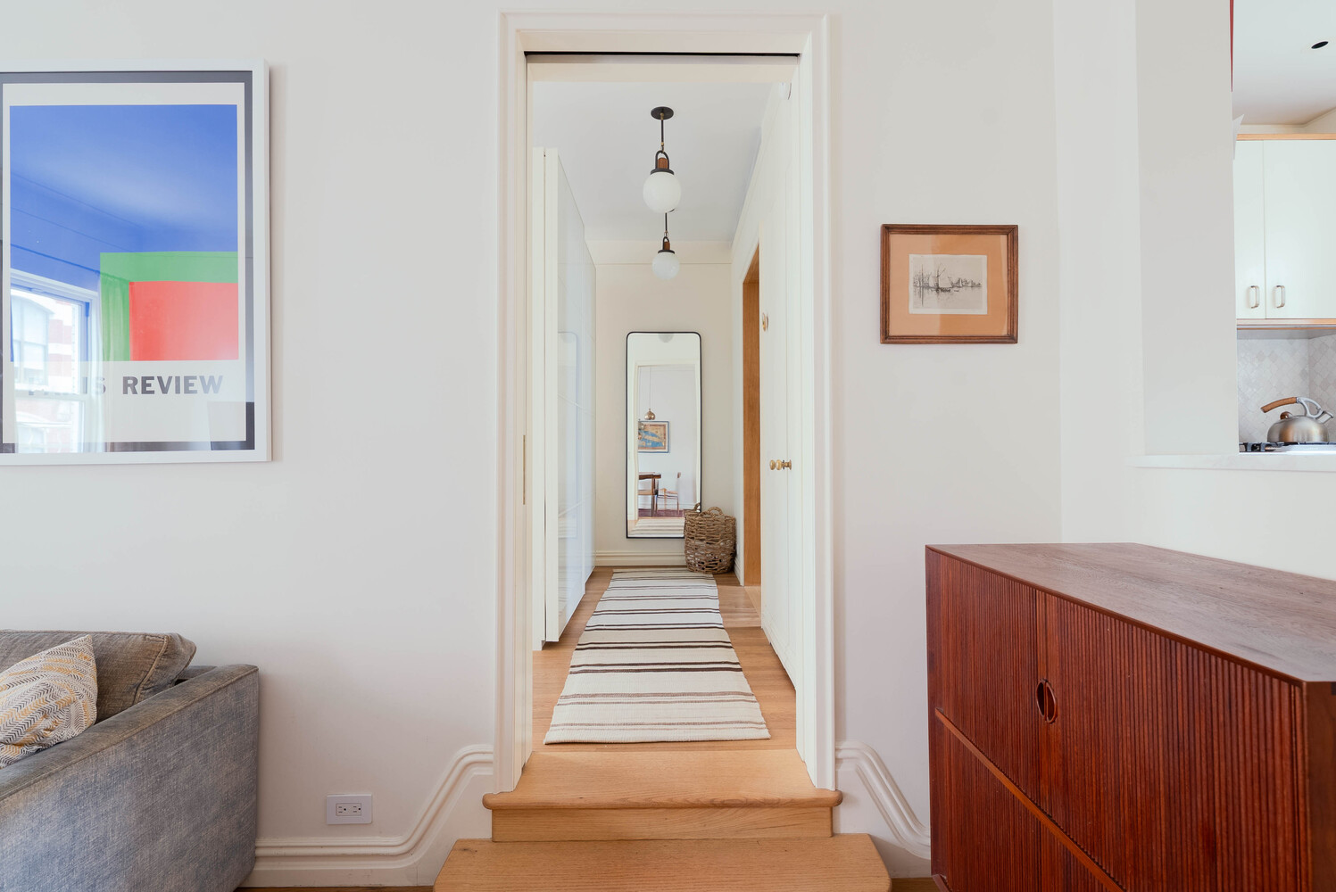 #3 photo, 210 W 19TH Street, Chelsea , NY 10011