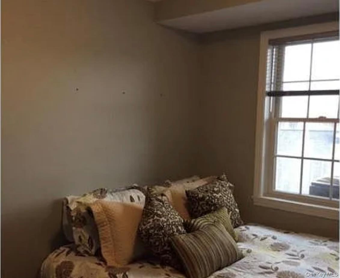 #11 photo, 3 Cross Street, Suffern , NY 10901