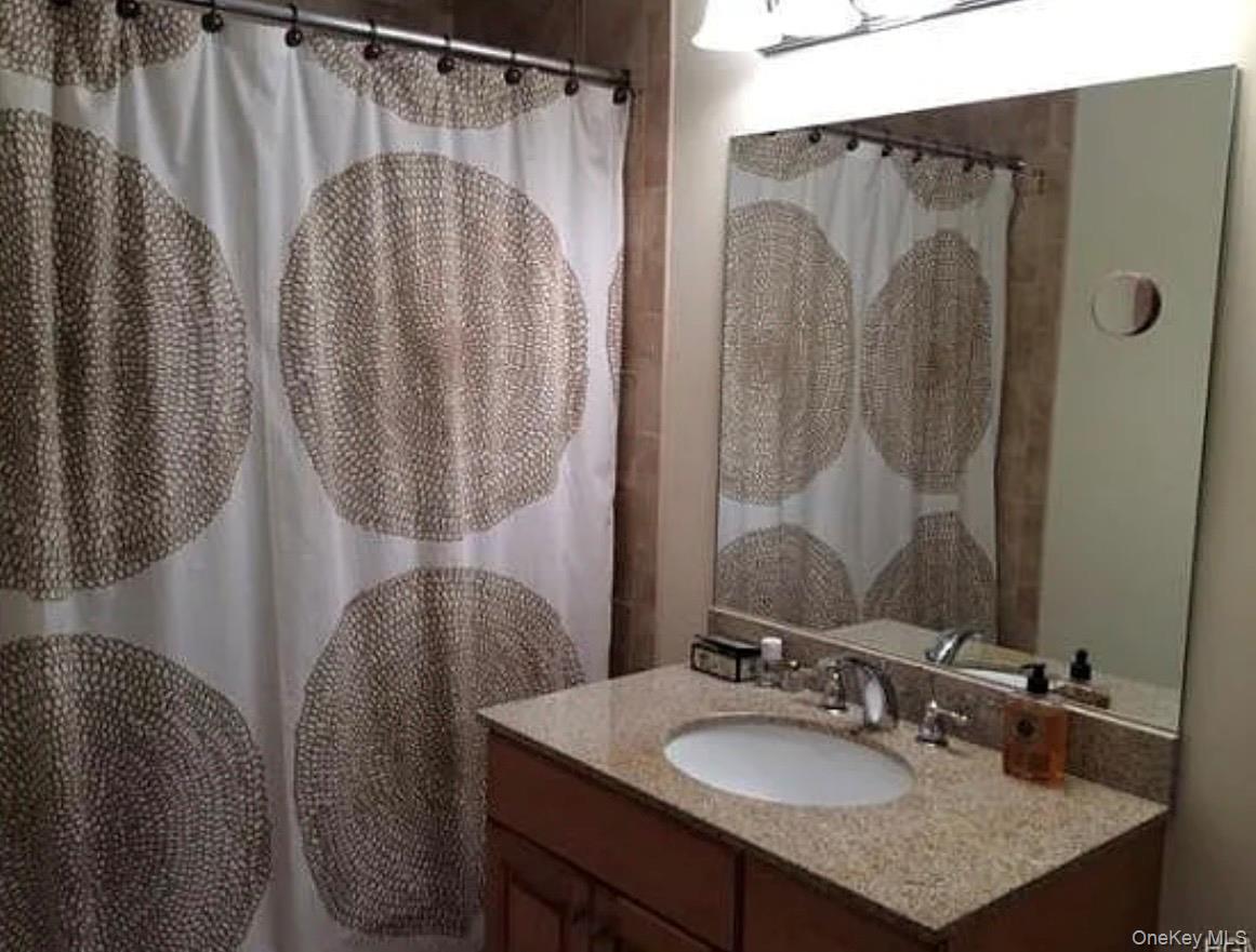 #12 photo, 3 Cross Street, Suffern , NY 10901