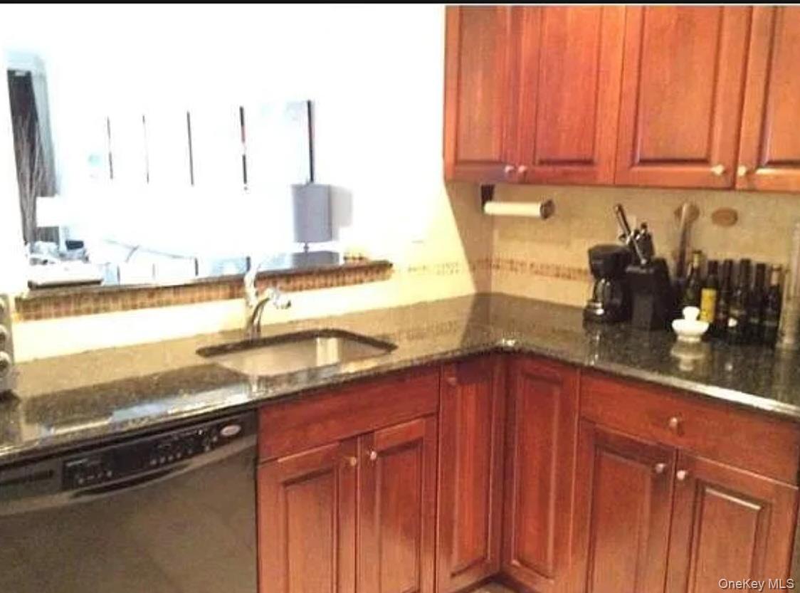 #4 photo, 3 Cross Street, Suffern , NY 10901