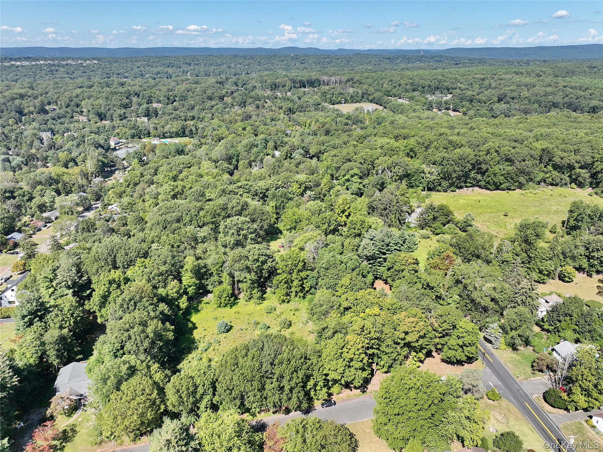 #6 photo, 6 Bellows Lane, Chestnut Ridge , NY 10952