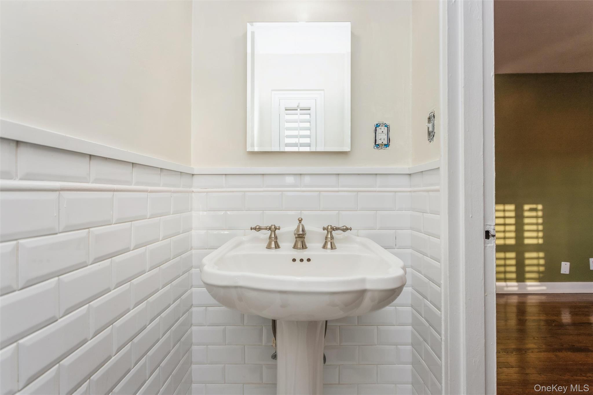 #14 photo, 183 Drake Avenue, New Rochelle , NY 10805