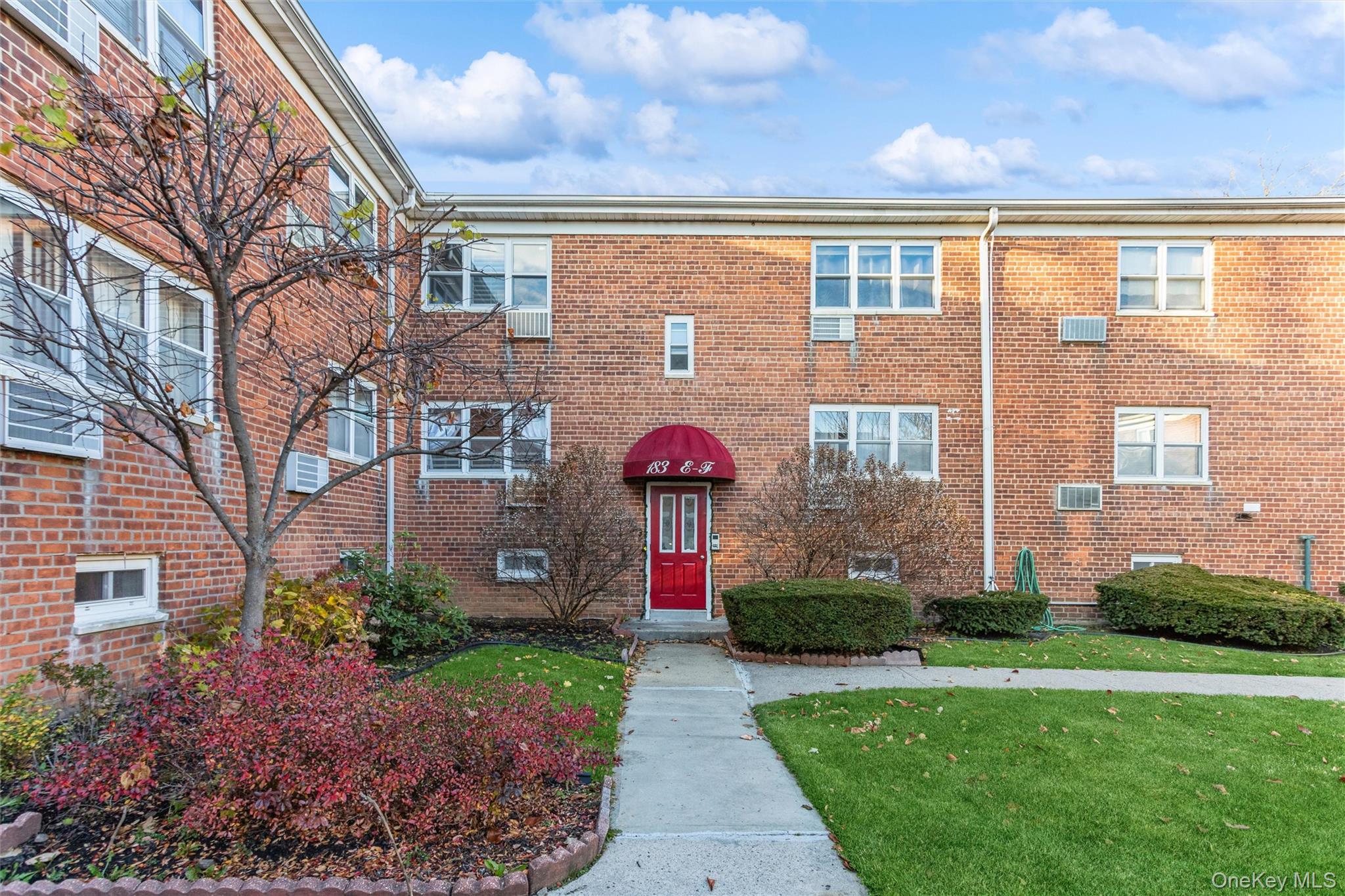 #17 photo, 183 Drake Avenue, New Rochelle , NY 10805