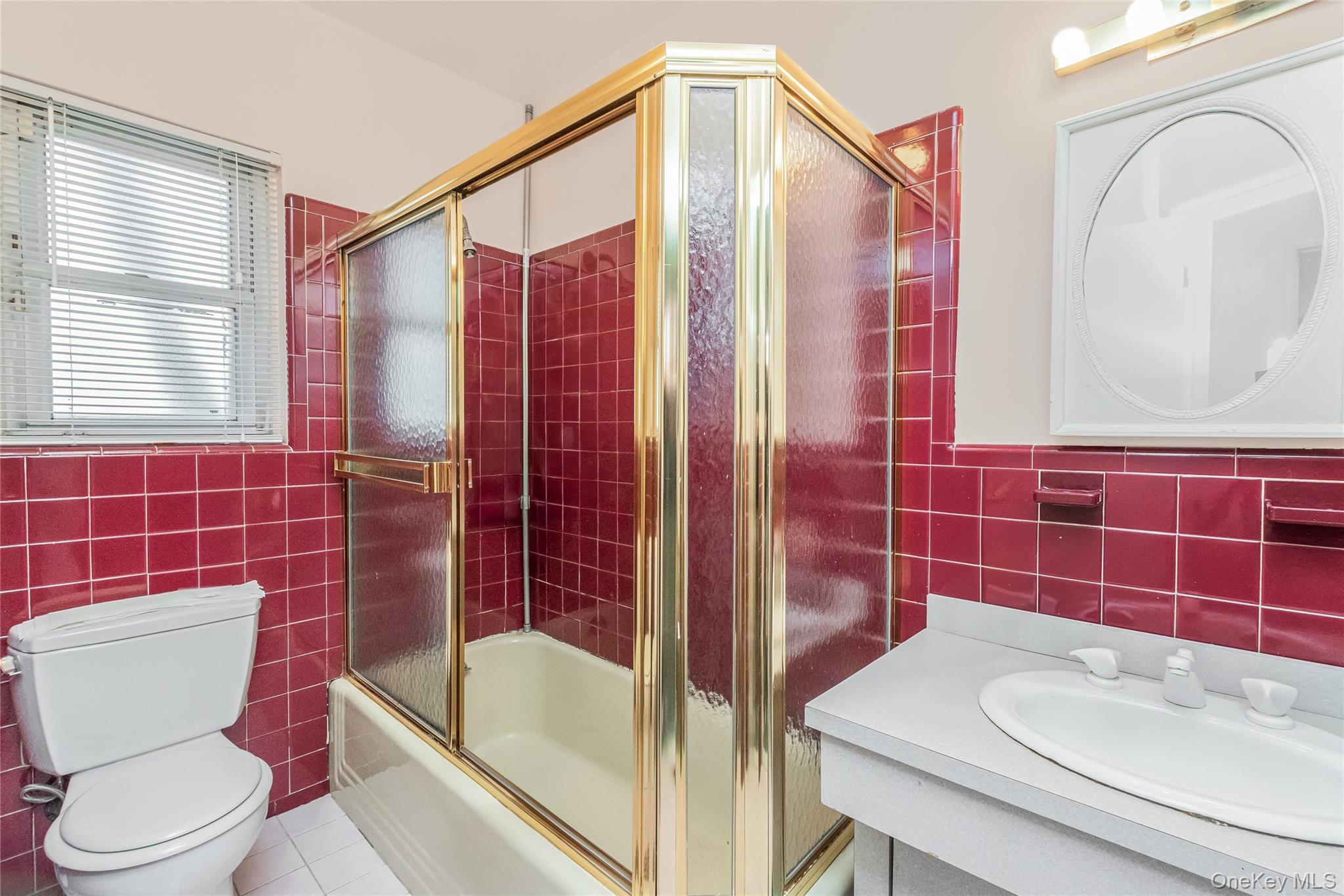 #16 photo, 617 W 227th Street, Bronx , NY 10463