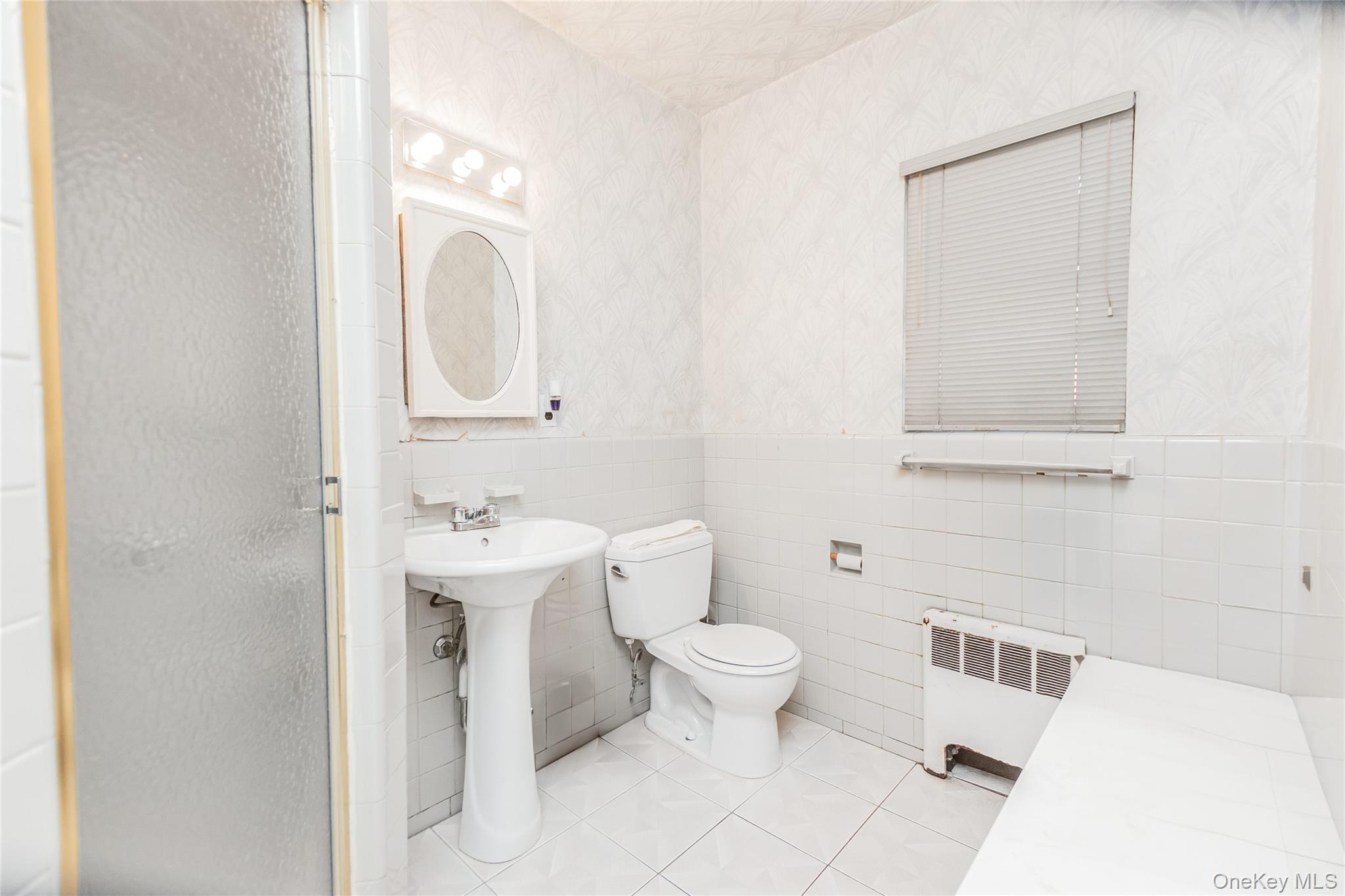 #17 photo, 617 W 227th Street, Bronx , NY 10463