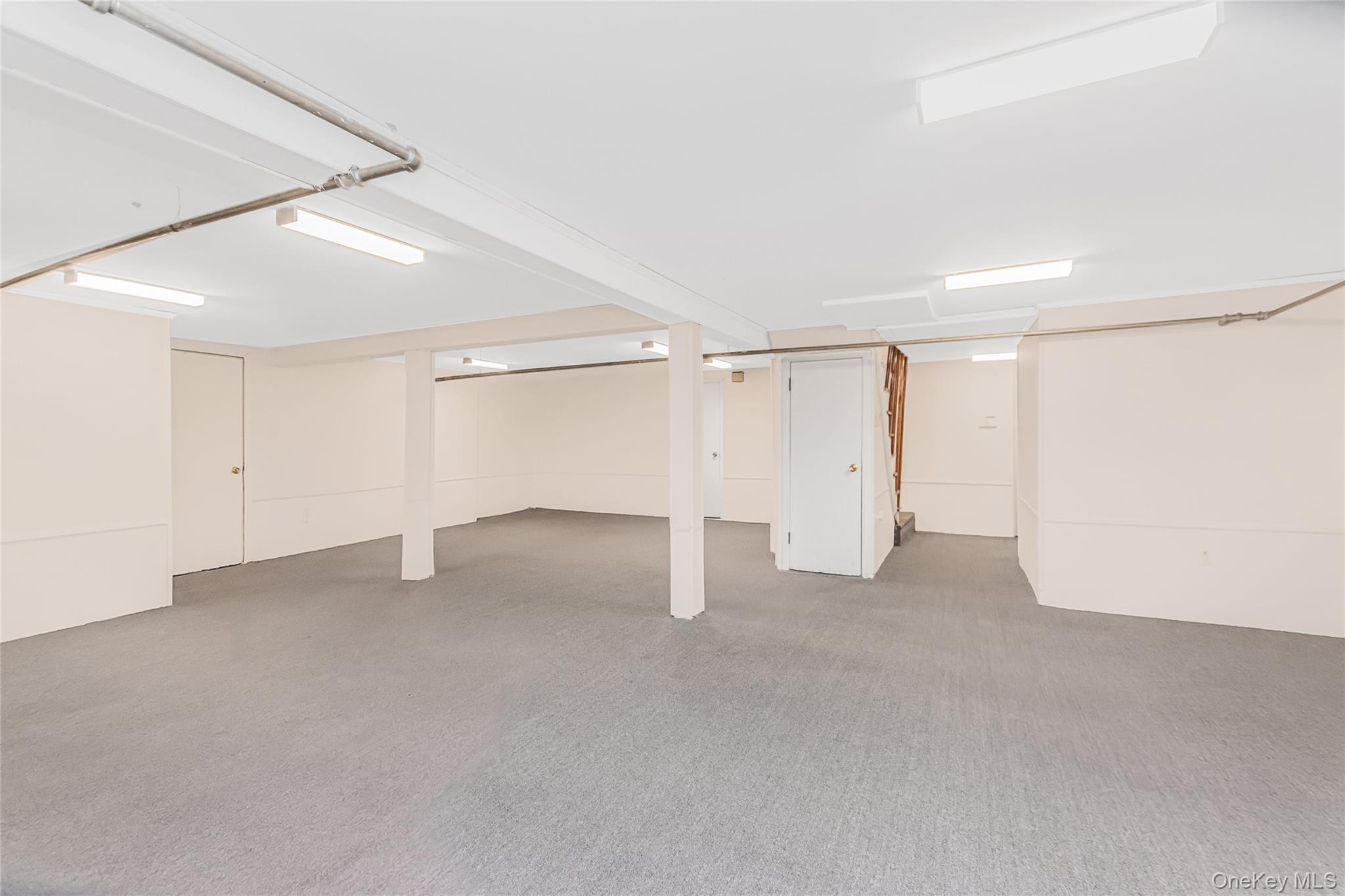 #18 photo, 617 W 227th Street, Bronx , NY 10463