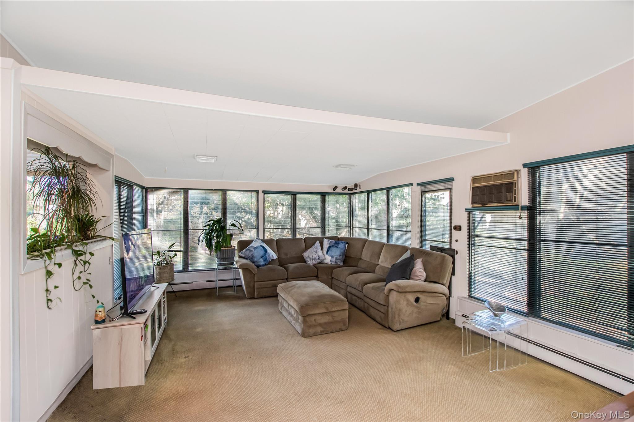 #5 photo, 617 W 227th Street, Bronx , NY 10463