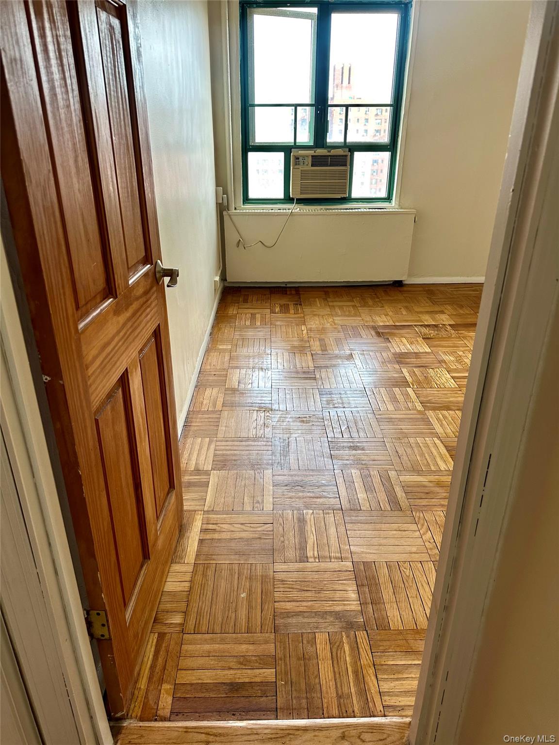 #5 photo, 20 Metropolitan Oval, 布朗士 Bronx , NY 10462