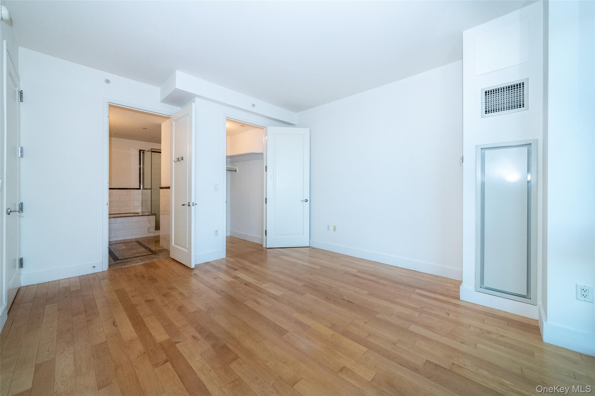 #16 photo, 175 Huguenot Street, New Rochelle , NY 10801