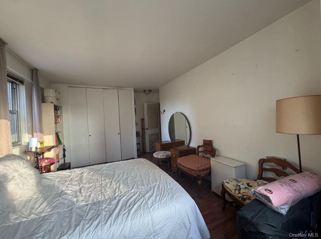 #8 photo, 52-40 39 Avenue, 皇后區 木邊 Woodside , NY 11377