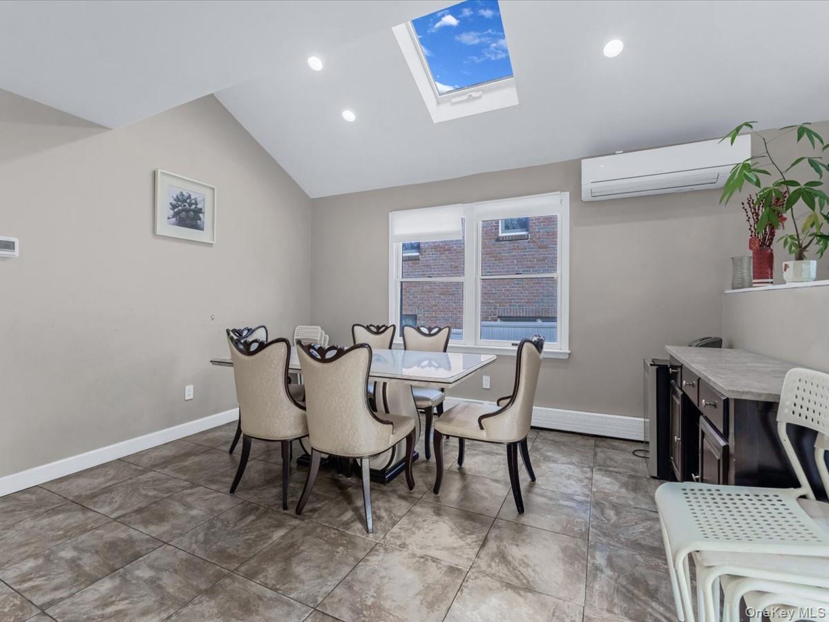 #10 photo, 217-32 Corbett Road, Bayside , NY 11361