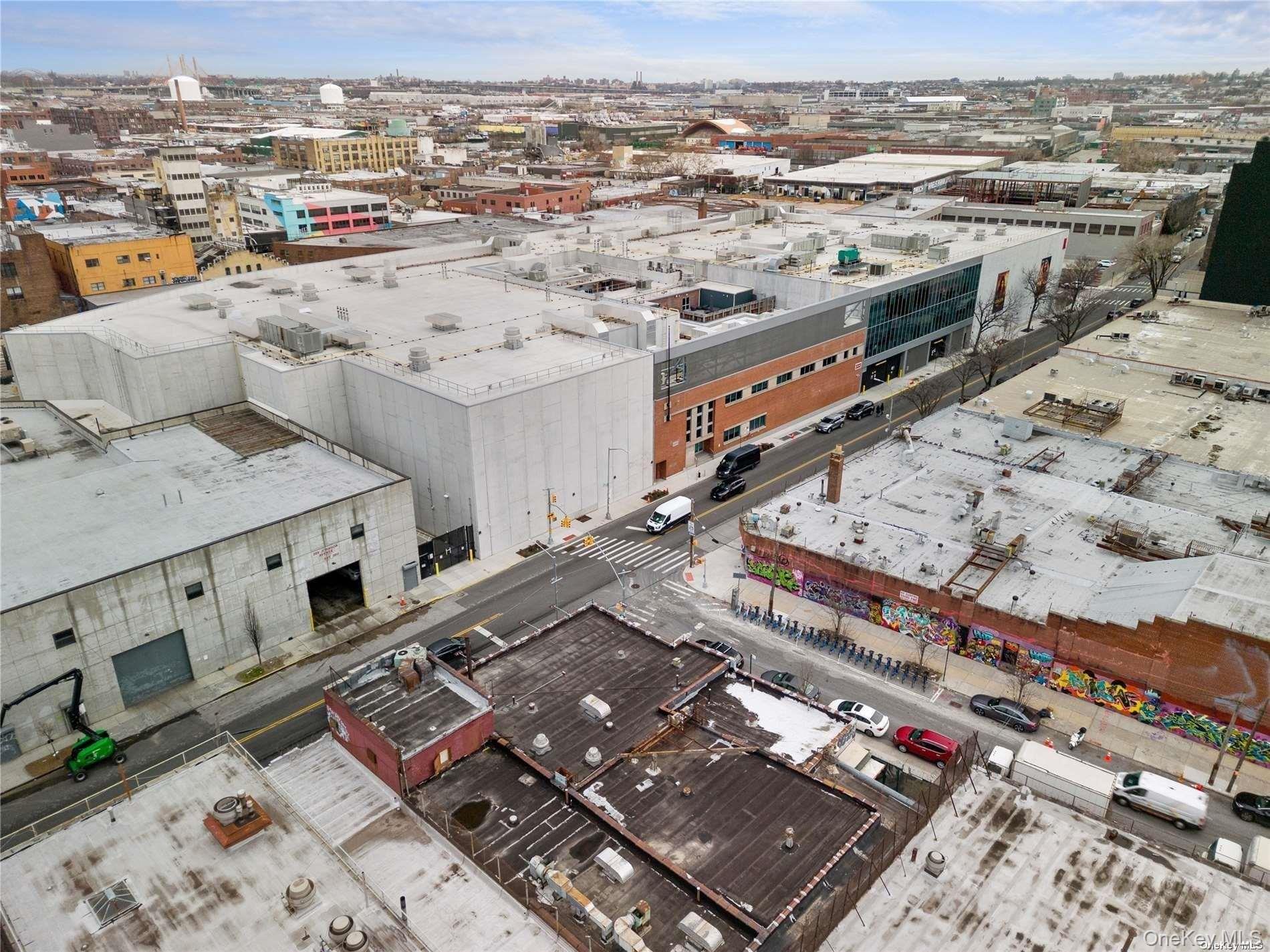 #18 photo, 310 Johnson Avenue, Brooklyn , NY 11206